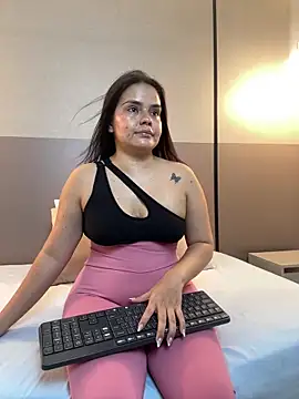 ayla13  online show from February 28, 7:13 pm