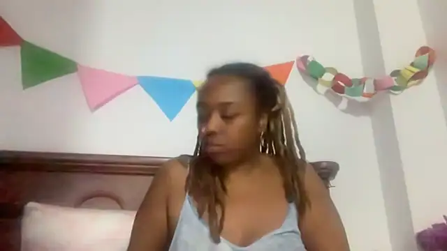 ChocolateCakeQueen online show from October 7, 3:00 am