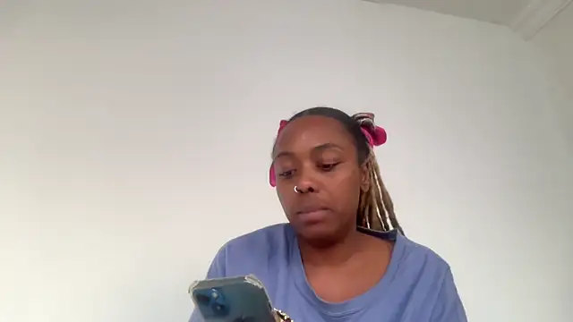 ChocolateCakeQueen online show from November 17, 10:43 pm