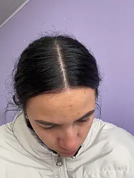 hannahb-e online show from March 11, 5:48 pm