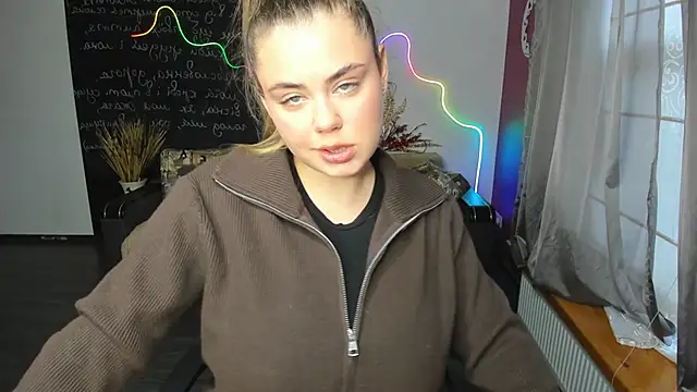 IsabellaBler online show from January 13, 1:04 pm