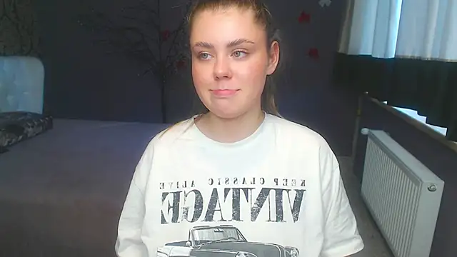 IsabellaBler online show from March 29, 1:21 pm