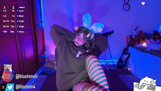 bluelen online show from April 19, 10:26 am