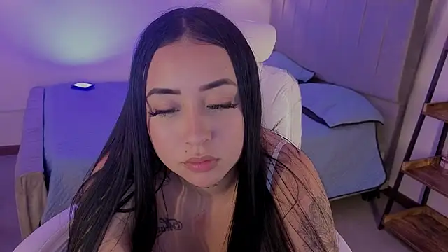 iam sofiia online show from July 28, 7:39 pm