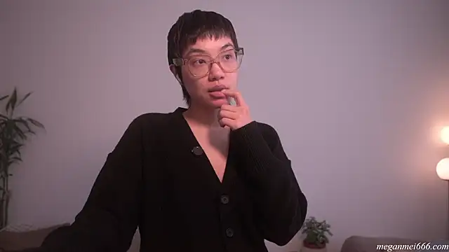 meganmei666 online show from April 6, 5:47 pm