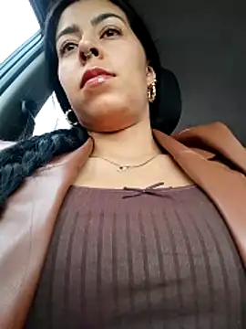 Emily Wane online show from March 29, 6:07 pm