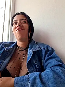 Emily Wane online show from May 20, 5:10 pm