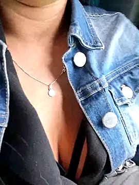 Emily Wane online show from May 19, 4:47 pm