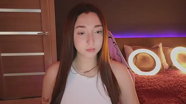 YasmineWest online show from September 30, 1:33 am