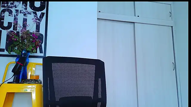 purple em69 online show from April 5, 9:03 pm