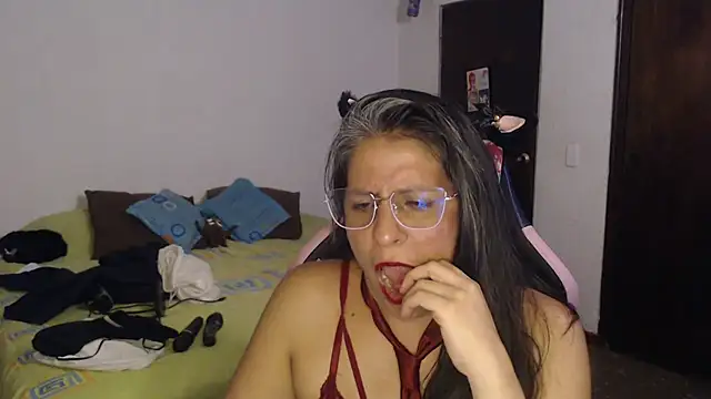LucifernandaSw online show from May 14, 5:02 am