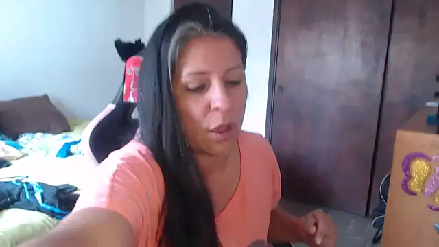 LucifernandaSw online show from May 23, 4:49 pm