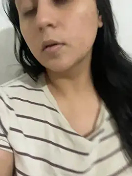 valentinesexx online show from May 28, 3:37 am
