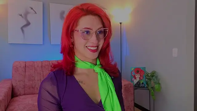 Juliana Saenzz online show from December 21, 6:12 pm