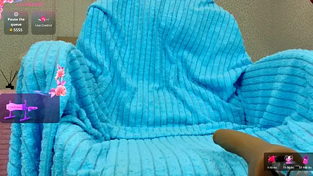 oliviiaa online show from April 10, 12:16 am