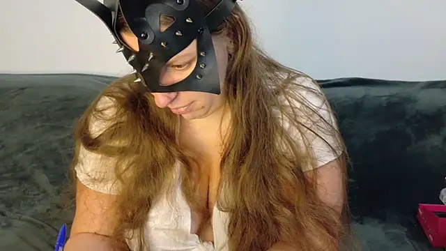 FrancaiseLynne online show from May 16, 8:41 pm