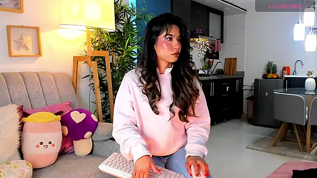 Issa cooper online show from October 10, 12:37 am