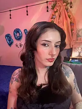 LiliJones  online show from April 11, 7:17 pm