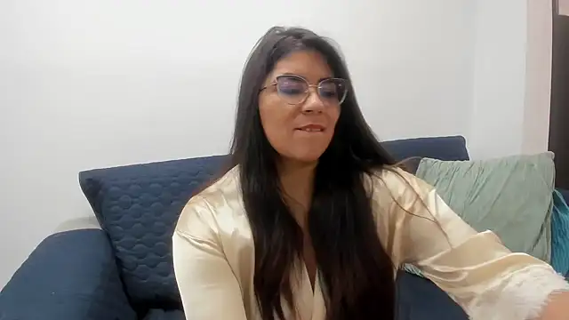 Snapshot of Luna_Dumont chatting on September 27, 7:21 pm Luna Dumont online show from September 27, 7:21 pm