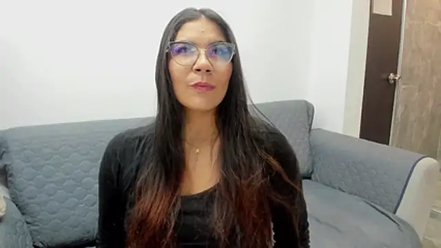 Luna Dumont online show from November 20, 11:11 am