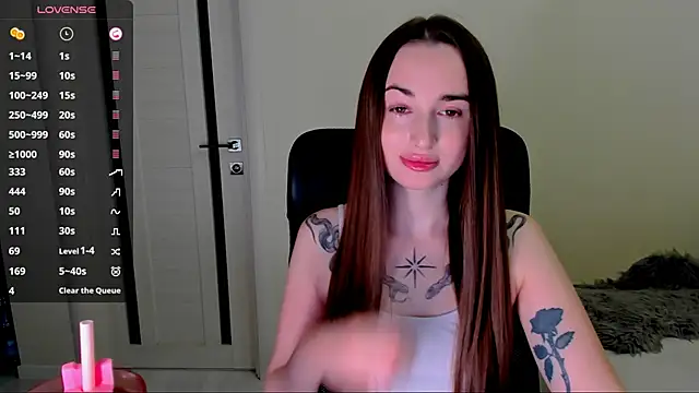 Kimmberr online show from September 18, 3:38 am