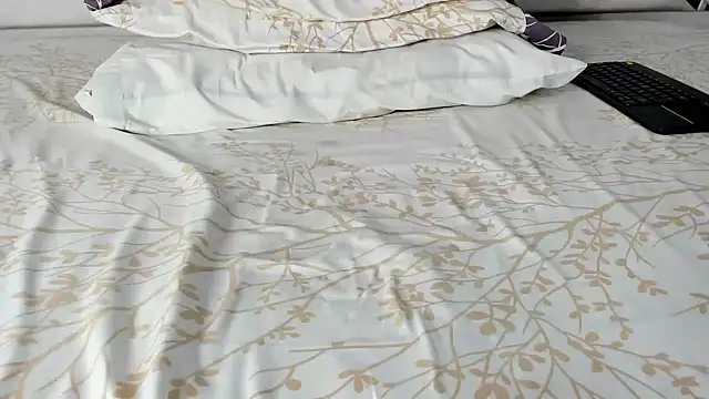 maybelline69 online show from September 12, 11:01 pm