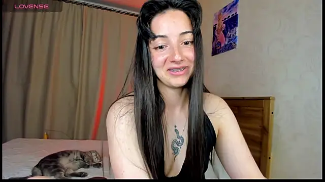 AishaGold online show from June 19, 10:24 pm