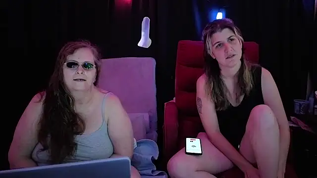 Sexy Mama-69 online show from October 6, 5:07 pm