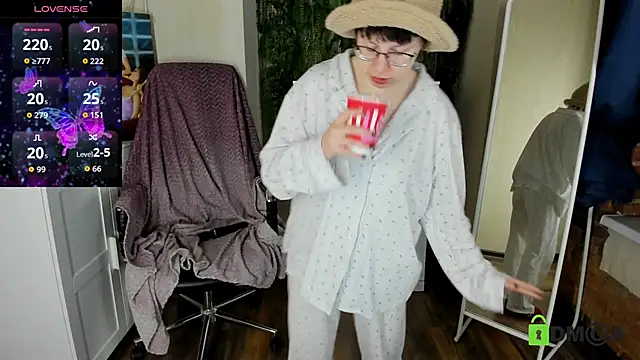 Melissa Wells online show from September 9, 9:14 pm