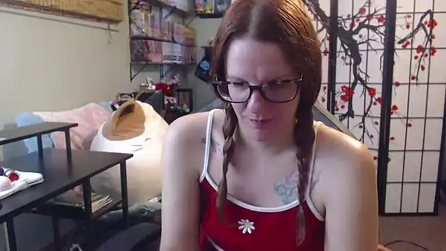 Sarahtineke online show from July 20, 3:03 pm