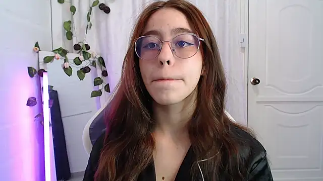 BlairVicent online show from November 4, 1:05 pm