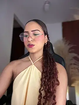 gretta kler1 online show from July 9, 10:01 pm