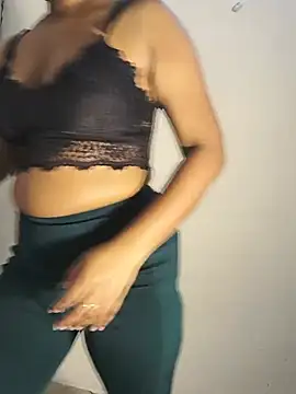 FANTASY QUEEN 07 online show from July 7, 2:25 am
