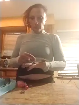 Everlyrose27 online show from March 5, 4:08 am