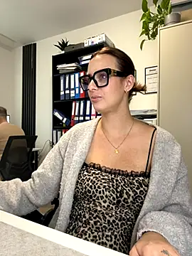 Hii Lolla online show from October 9, 9:13 am