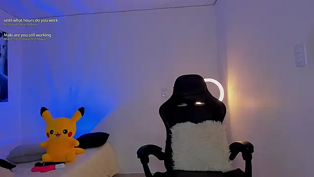 melanyrouse1 online show from April 14, 9:59 pm