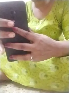 Tamilpriya47 online show from September 15, 4:58 pm