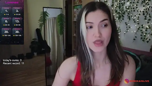 monikavenom online show from October 7, 2:16 am