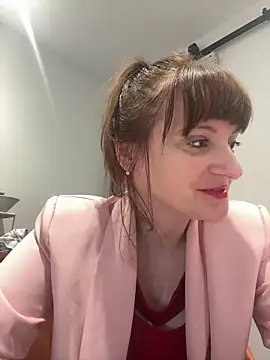 victoirenextdoor online show from October 22, 11:37 am