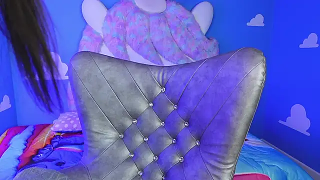 miss keisi online show from April 14, 6:19 pm