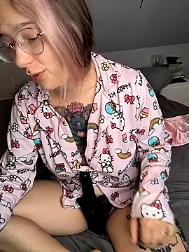 mamiedonuts online show from July 5, 4:51 am