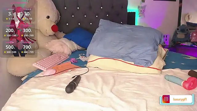 Pocahontaslovex online show from April 9, 6:19 am