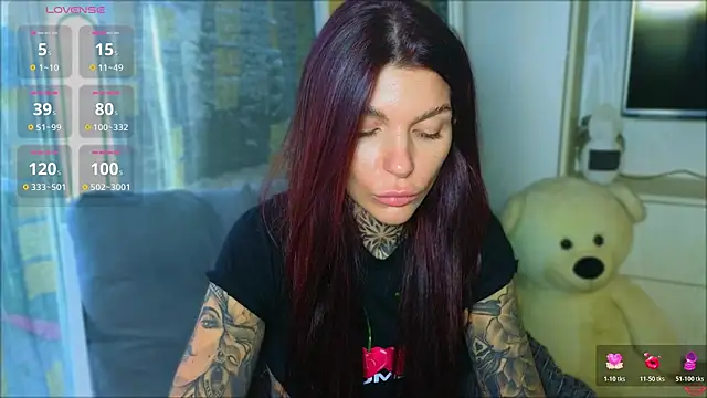 tattooedBabyy online show from May 8, 11:13 am