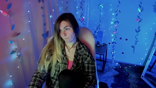 Sweet me  online show from May 17, 5:17 am