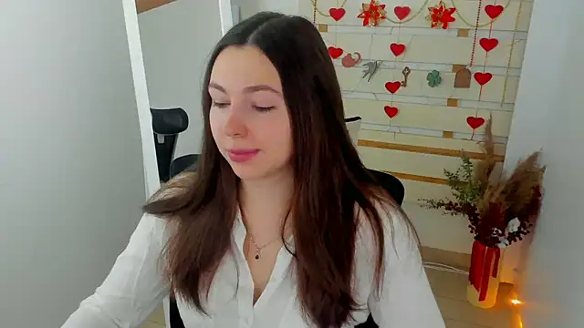 Lexy flower online show from February 1, 1:43 pm