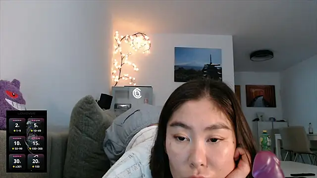 Snapshot of Kunimitsuu_ chatting on October 7, 11:36 am Kunimitsuu online show from October 7, 11:36 am