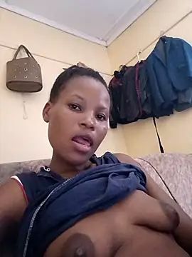 petite babe online show from January 19, 7:59 am