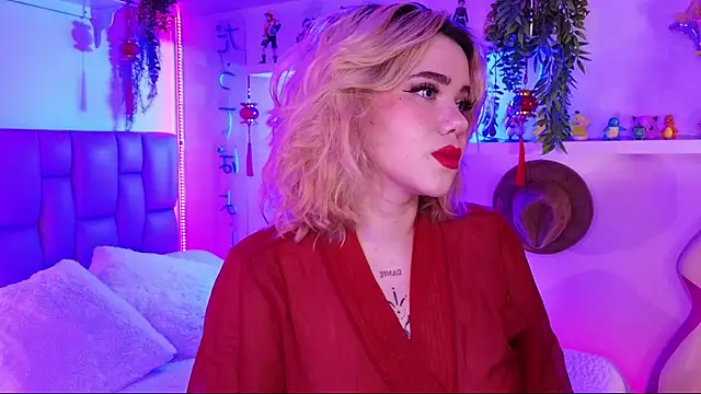 albaismynameX online show from March 27, 12:17 pm