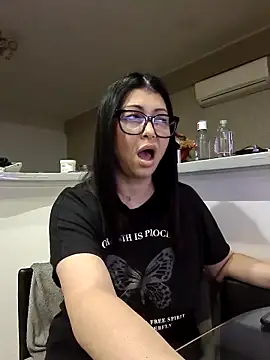 Milf Abigail online show from October 10, 1:32 am