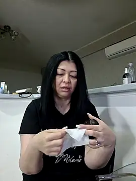 Milf Abigail online show from February 8, 3:21 am